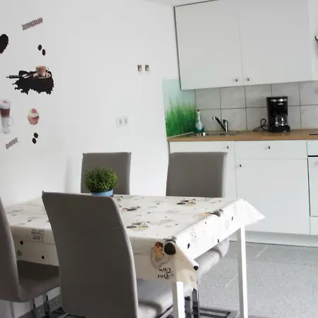 Apartmán Work & In Iiii *